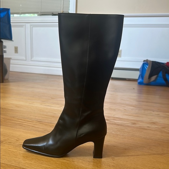 🎆 MAXMARA Leather boots Elegant Black Leather MSRP $845 size 37 / 7 - Picture 2 of 10